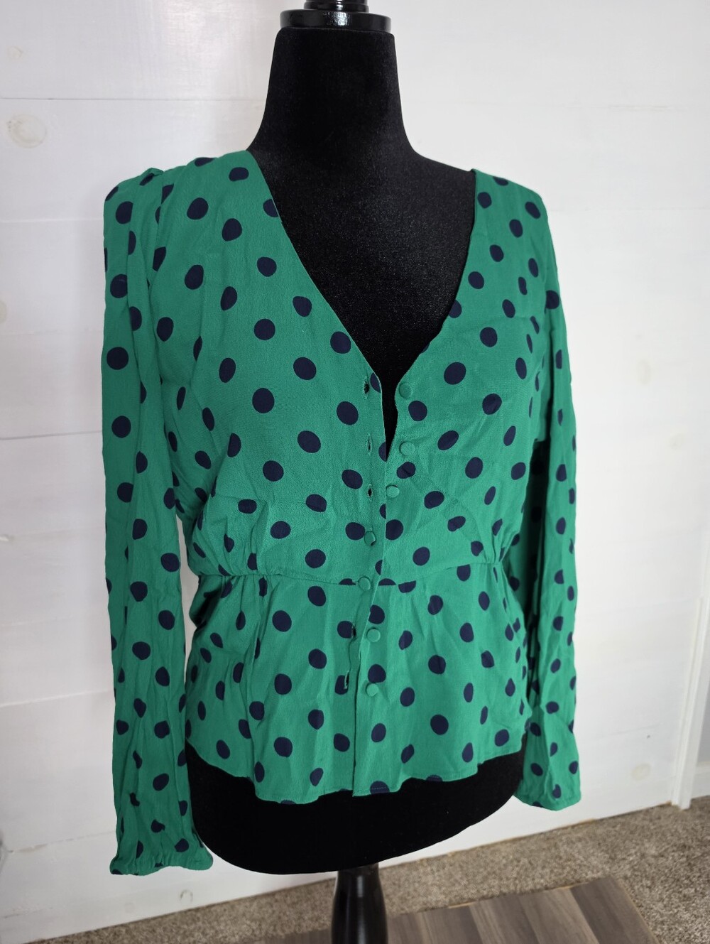 J.Crew Green Polka Dot Classic V-Neck Peplum Blouse Preppy Feminine Mod . 12